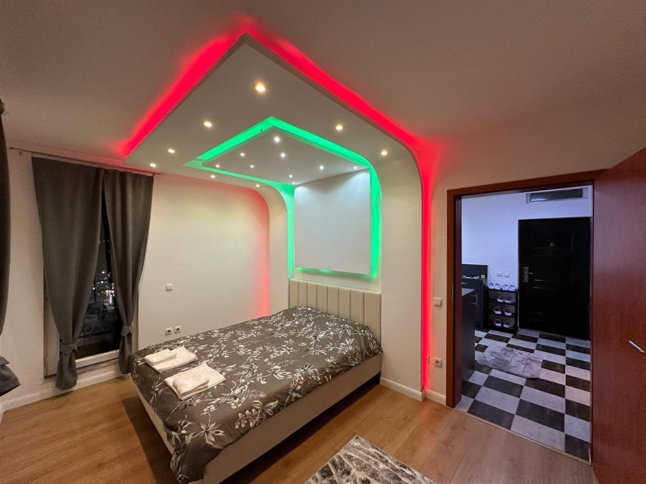 38 Apartment 2 Priştine Dış mekan fotoğraf