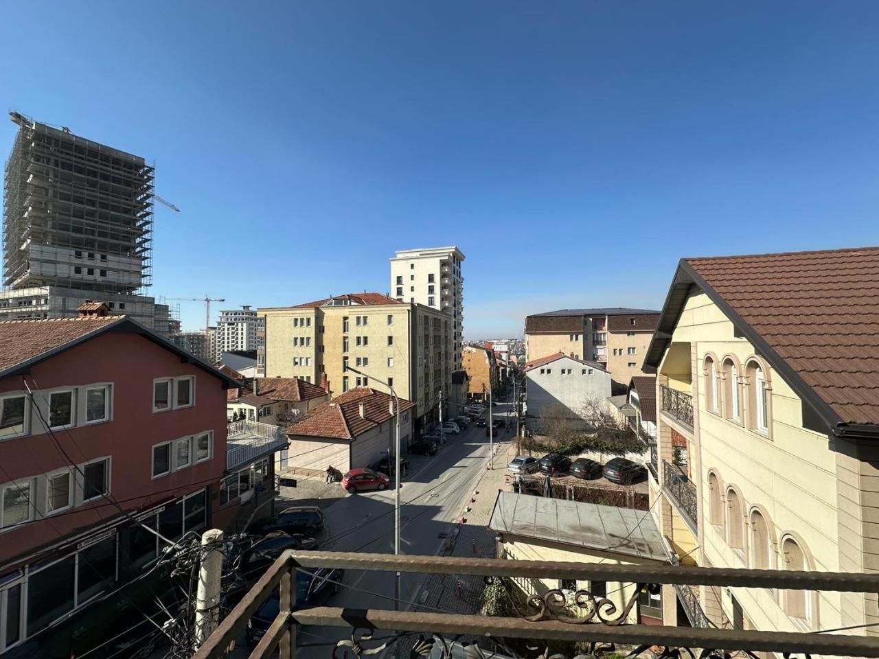 38 Apartment 2 Priştine Dış mekan fotoğraf